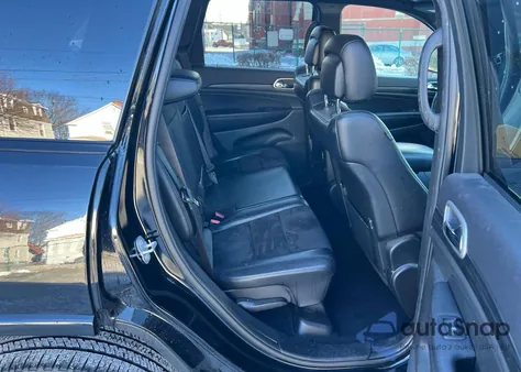 2019 Jeep Grand Cherokee Laredo z USA, uszkodzony, nr VIN 1C4RJFAG7KC727625